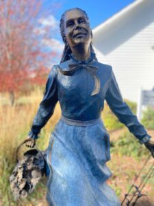 Close up Photo of Laura Ingalls Wilder Statue